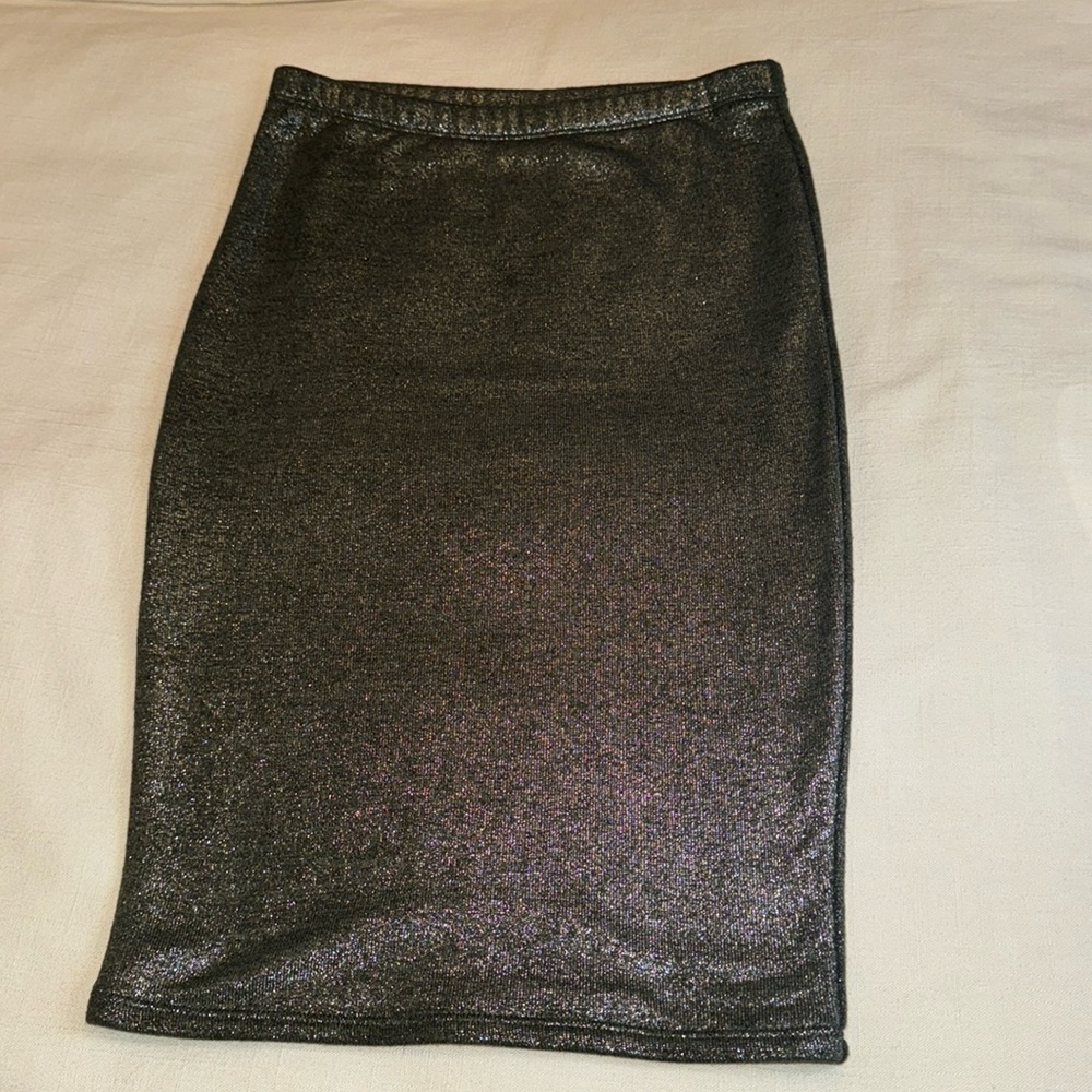 June & Hudson Metallic Pencil Skirt 25 inches long